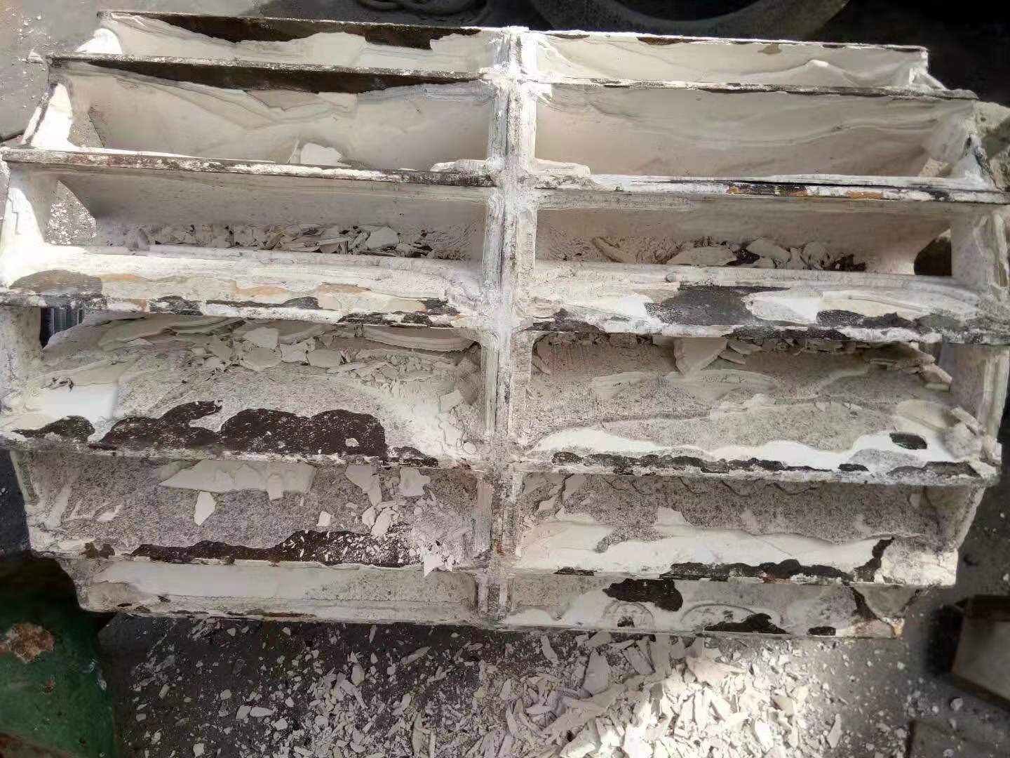 化工设备表面腐蚀结垢 化工设备表面腐蚀结垢